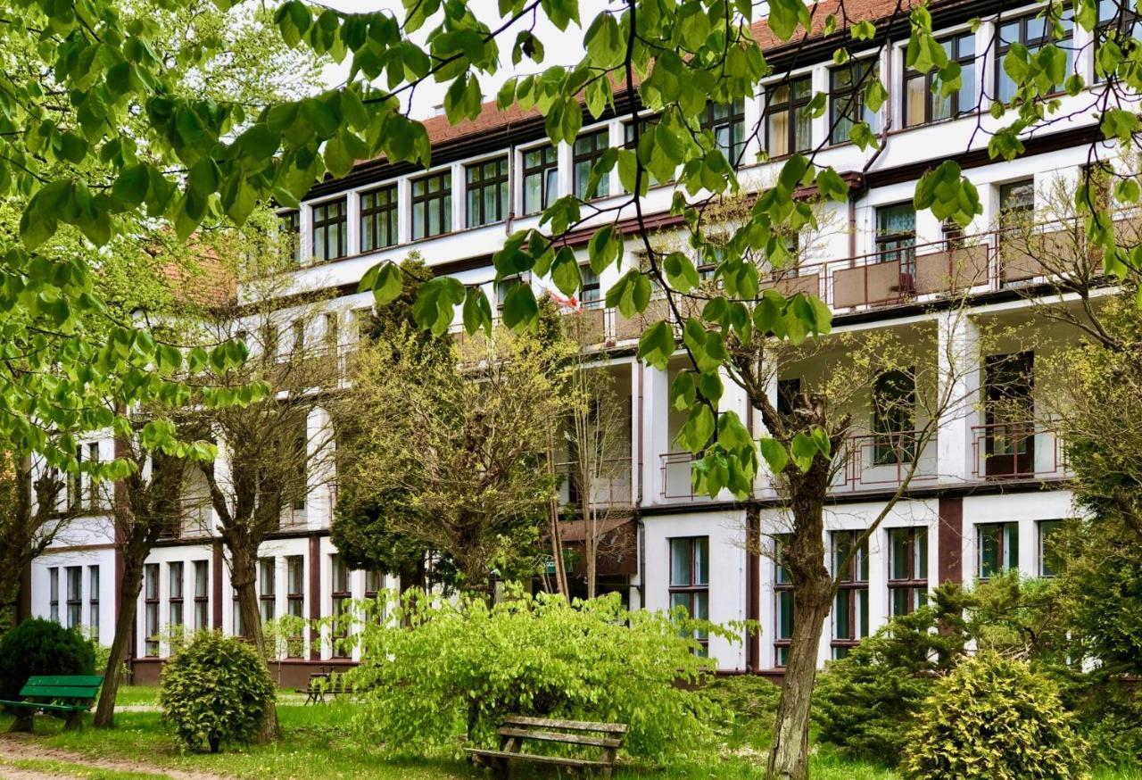 Ośrodek wypoczynkowy Holtur - Sanatorium Uzdrowiskowe *